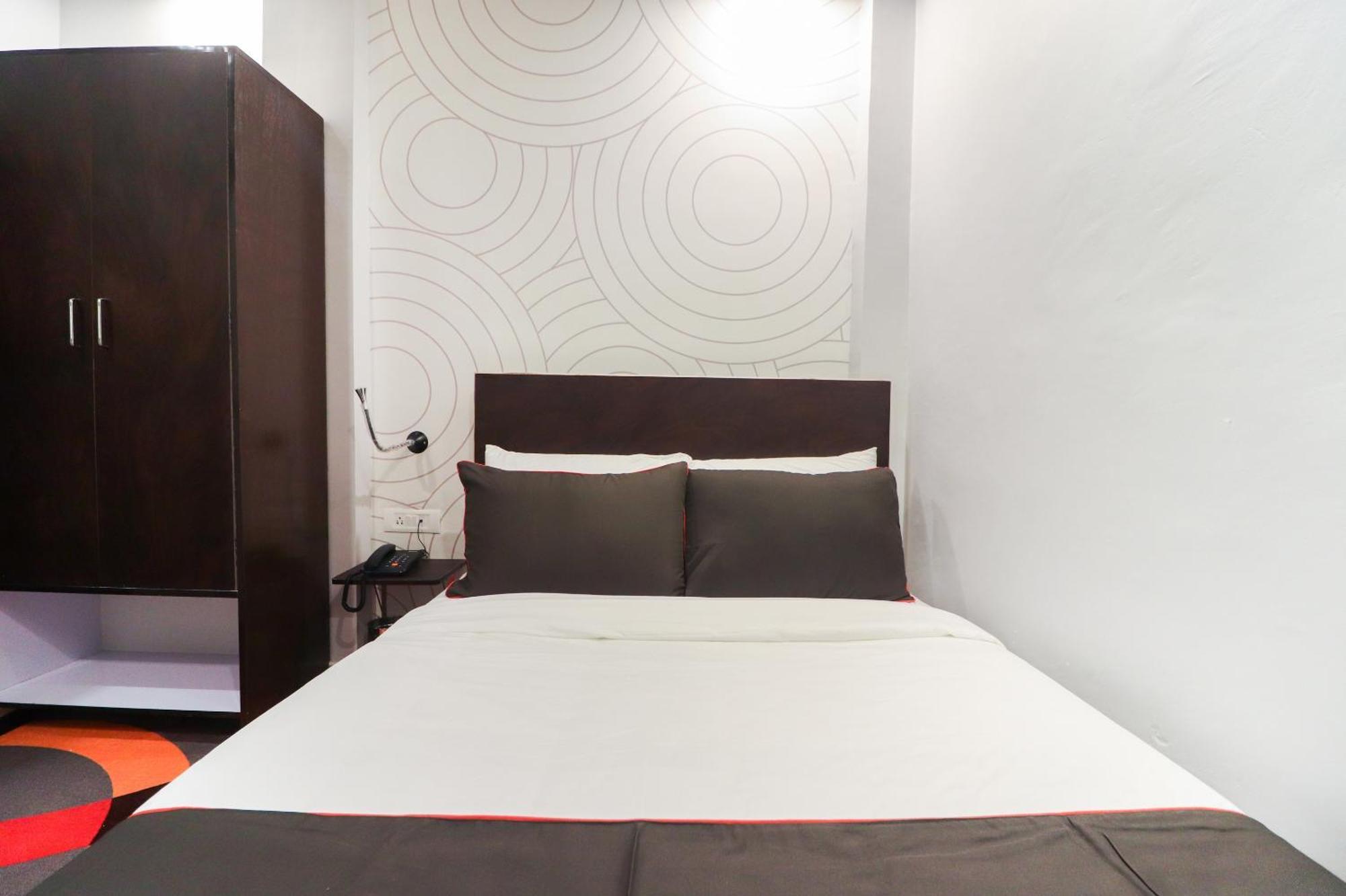 Super Collection O Sonica Gold Civil Lines Hotel Allāhābād Junction Екстериор снимка
